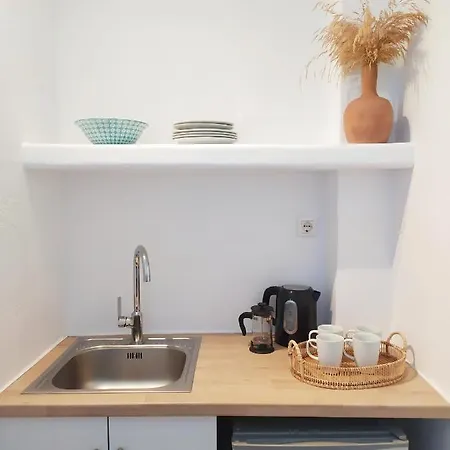 Apanema Paros Apartament *