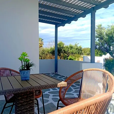 Apartament Apanema Paros Nausa