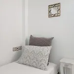 Apanema Paros