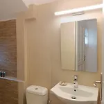 Apanema Paros *