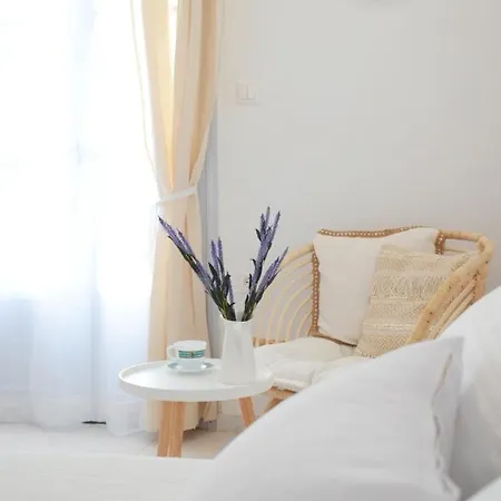 Apanema Paros