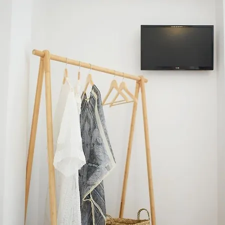 Apanema Paros דירה נאוסה