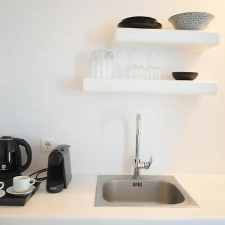 Apanema Paros 아파트 나오우사