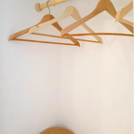 Apanema Paros