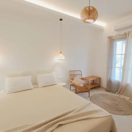 Apanema Paros *