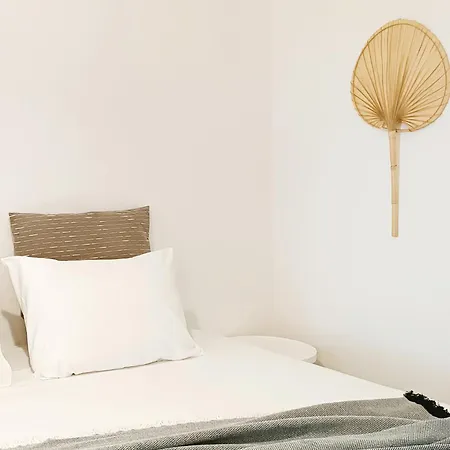 Apanema Paros Naousa (Paros)