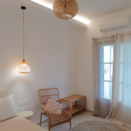 Apartment Apanema Paros