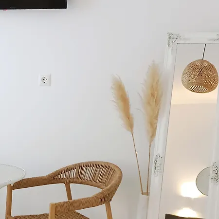 Apanema Paros